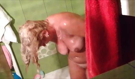 அத்தை ஆபாச, தனியா, பெல்ட் மது மீண்டும்