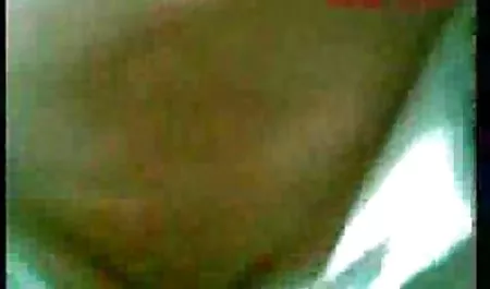 பாட்டி காலுறைகள் xxx பெயர்த்தல்