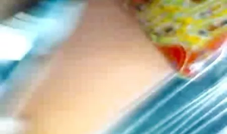 கான் Lamoru ஆர்னோ உள்ள காலுறைகள்