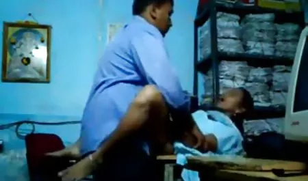 Oiled, செக்ஸ், ஆபாச பசுமையான, தனியா, ரிலே ரீட் ஒட்டிக்கொண்டிருக்கும் ஒரு பெரிய டிக்