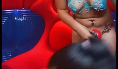 நான் Phat bunz ஆபாச பெண்ணின் இறுக்கமான காற்சட்டை 6