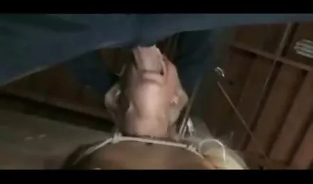 கண்டறியப்பட்டது 19 கன்னி சக வேவு மழை ஆபாச ஆசிரியர், தனியா,